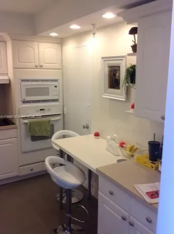 400 Kings Point Drive Sunny Isles Beach FL 33160