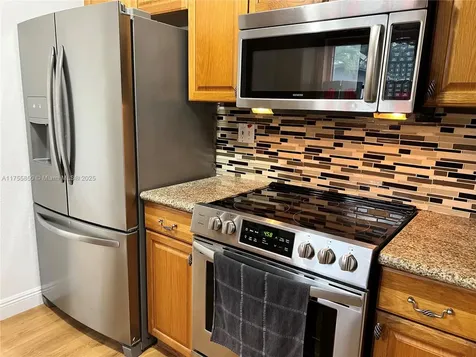 480 NW 16th Street Homestead FL 33030