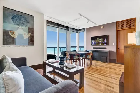 101 20 Miami Beach FL 33139