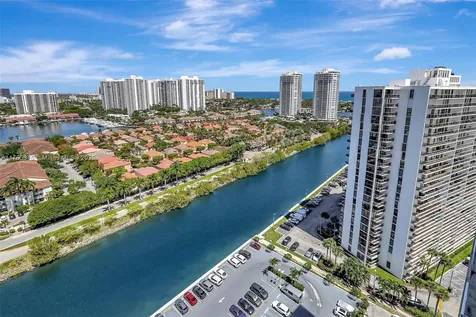 3675 N Country Club Drive Aventura FL 33180