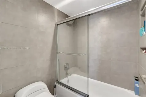 3675 N Country Club Drive Aventura FL 33180
