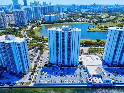 3675 N Country Club Drive Aventura FL 33180