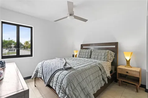 16819 SW 115th Avenue Miami FL 33157