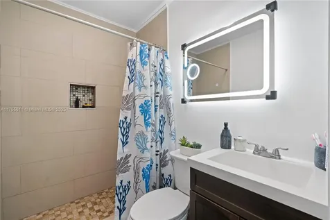 16819 SW 115th Avenue Miami FL 33157