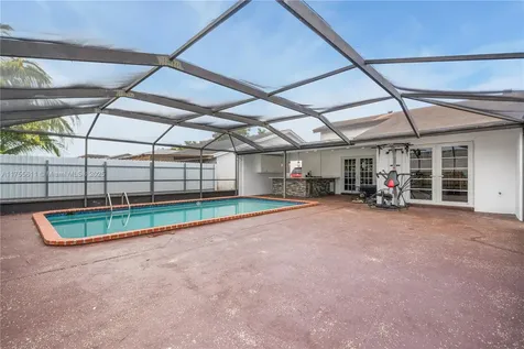 16819 SW 115th Avenue Miami FL 33157