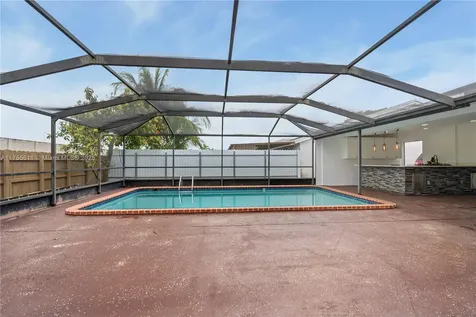 16819 SW 115th Avenue Miami FL 33157