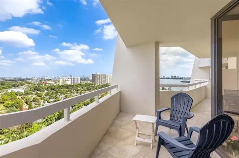 1000 Quayside Terrace Miami FL 33138