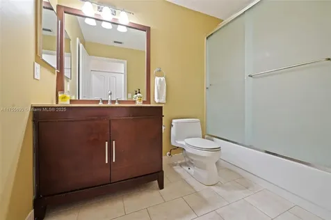 934 SW 176th Terrace Pembroke Pines FL 33029