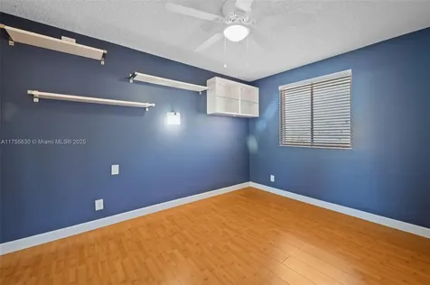 934 SW 176th Terrace Pembroke Pines FL 33029
