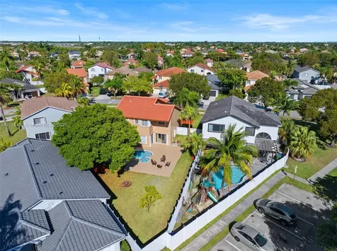 934 SW 176th Terrace Pembroke Pines FL 33029