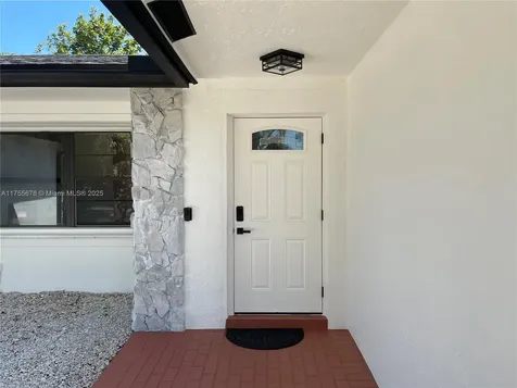 4930 SW 11th Circle Margate FL 33068