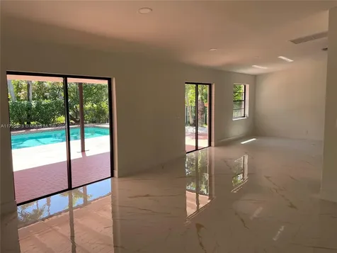 4930 SW 11th Circle Margate FL 33068