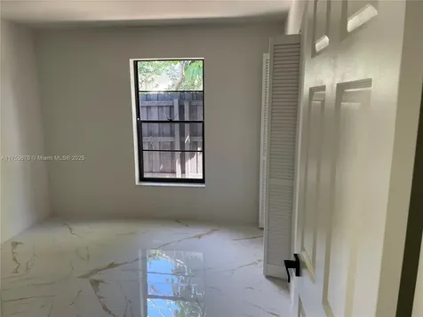 4930 SW 11th Circle Margate FL 33068