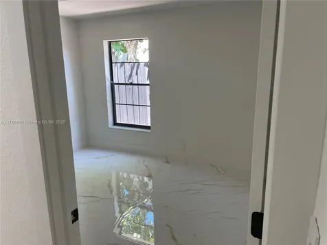 4930 SW 11th Circle Margate FL 33068