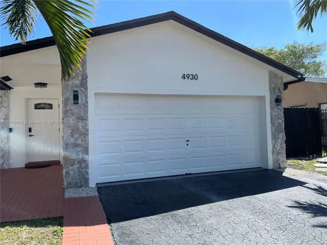 4930 SW 11th Circle Margate FL 33068