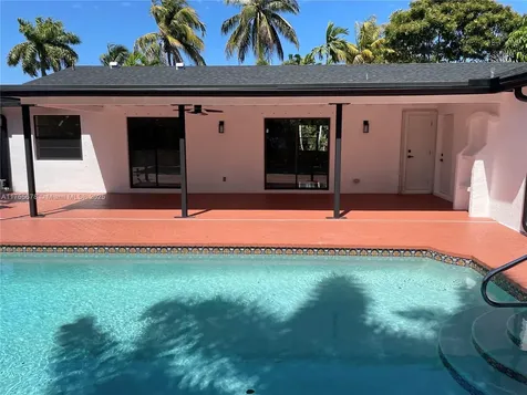 4930 SW 11th Circle Margate FL 33068