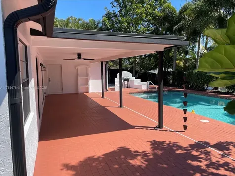 4930 SW 11th Circle Margate FL 33068