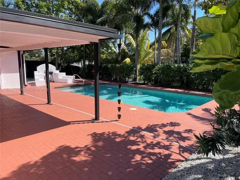 4930 SW 11th Circle Margate FL 33068