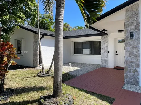 4930 SW 11th Circle Margate FL 33068