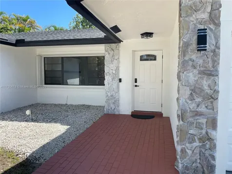 4930 SW 11th Circle Margate FL 33068