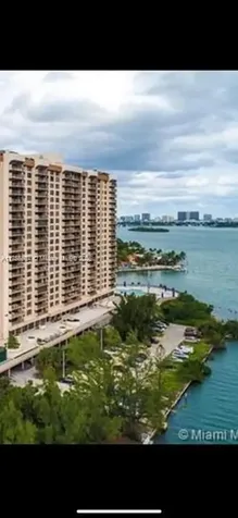1800 NE 114th Street Miami FL 33181