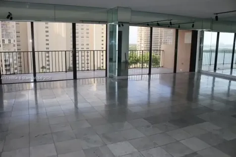 1800 NE 114th Street Miami FL 33181