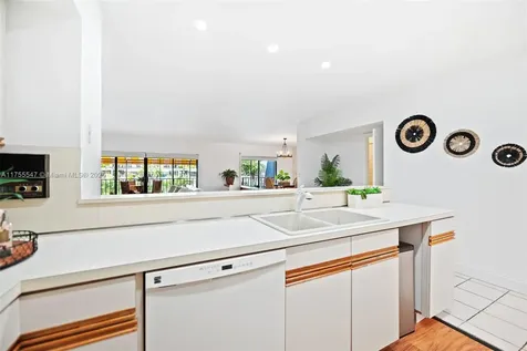 16408 Bridge End Road Miami Lakes FL 33014