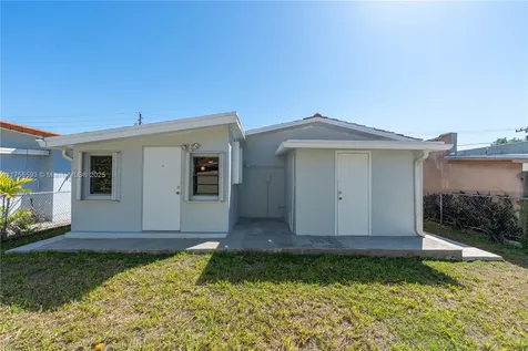 232 NW 58th Court Miami FL 33126