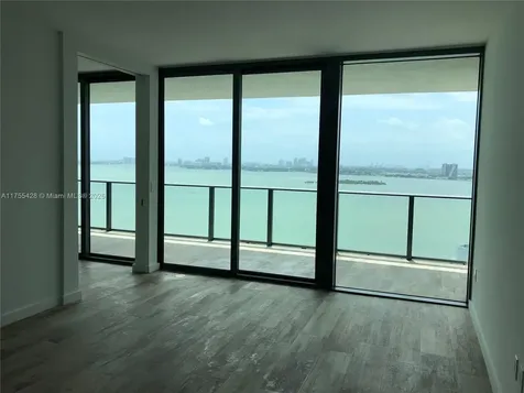 650 NE 32nd Street Miami FL 33137