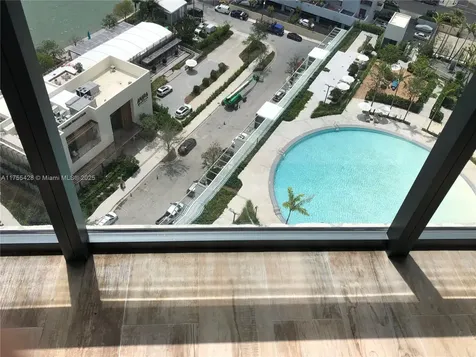 650 NE 32nd Street Miami FL 33137