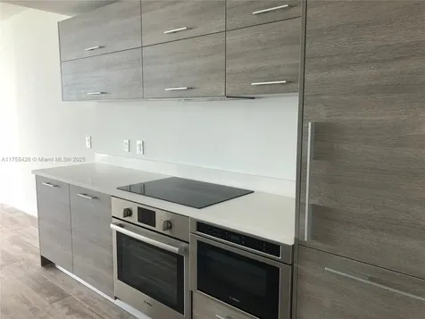 650 NE 32nd Street Miami FL 33137