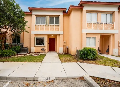 837 NW 208th Drive Pembroke Pines FL 33029