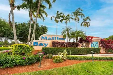 837 NW 208th Drive Pembroke Pines FL 33029