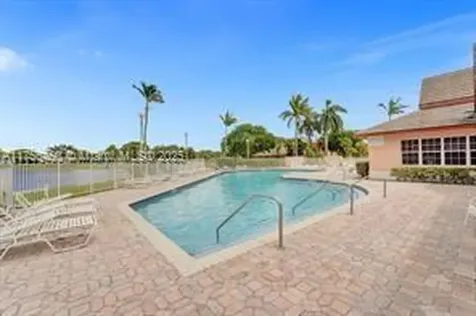 837 NW 208th Drive Pembroke Pines FL 33029