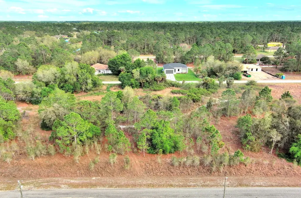 565 Summit Avenue S Lehigh Acres FL 33974