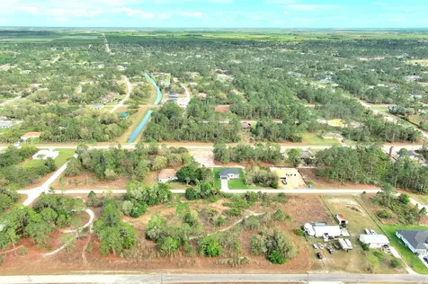 565 Summit Avenue S Lehigh Acres FL 33974