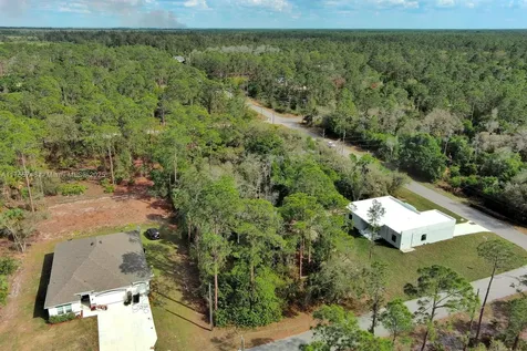 1702 Greenwood Avenue Lehigh Acres FL 33972