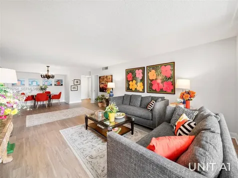 13131 Ixora Court North Miami FL 33181