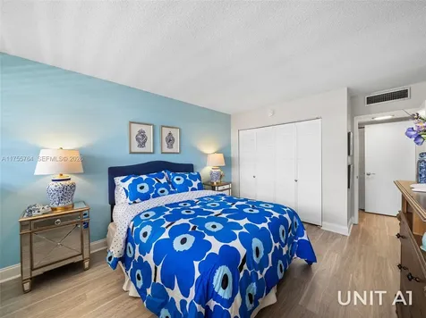 13131 Ixora Court North Miami FL 33181