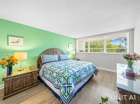 13131 Ixora Court North Miami FL 33181