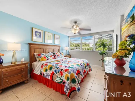 13131 Ixora Court North Miami FL 33181