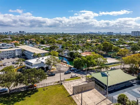 13131 Ixora Court North Miami FL 33181