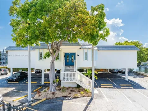 13131 Ixora Court North Miami FL 33181