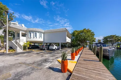 13131 Ixora Court North Miami FL 33181