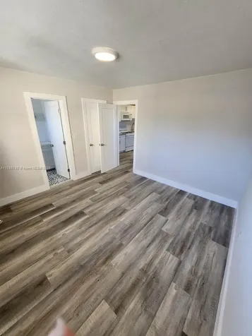 25 W 6th Street Hialeah FL 33010