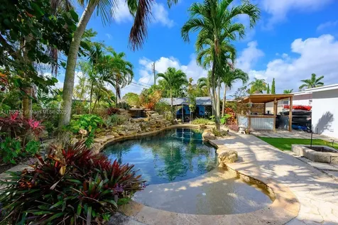10110 Haitian Drive Cutler Bay FL 33189