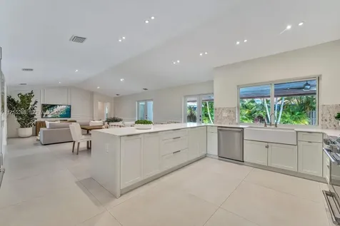 8513 SW 169 Terrace Palmetto Bay FL 33157