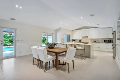 8513 SW 169 Terrace Palmetto Bay FL 33157