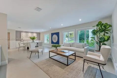 8513 SW 169 Terrace Palmetto Bay FL 33157