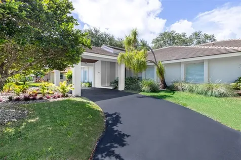 8513 SW 169 Terrace Palmetto Bay FL 33157